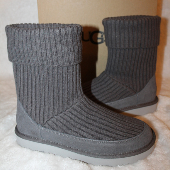 UGG SWEATER‎ KNIT SHORT BOOTS GRAY 6-11 - Picture 1 of 8
